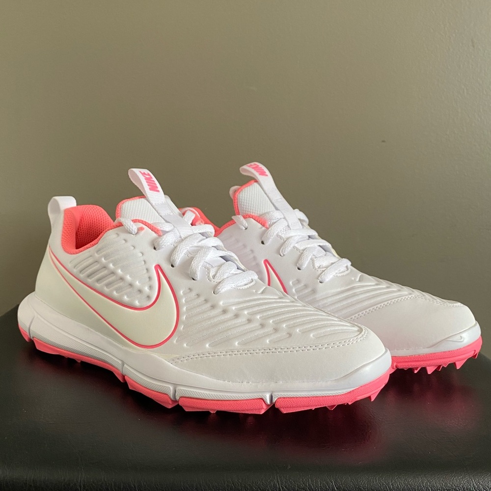 NEW NIKE Explorer 2 Spikeless Golf Shoes - Sz 9